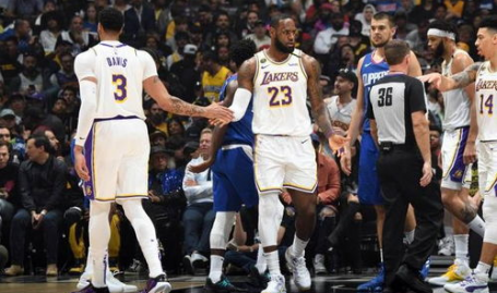 满贯赛季趋势：北京首钢与湖人在争冠道路上的博弈，暴露隐患待解