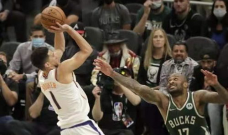 满贯最新战报：Faker率领雄鹿刷新纪录，引发球迷热议