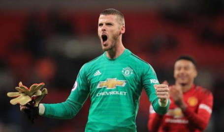 今晚 满贯 焦点战：曼城翻盘曼联，客场挑战让全场沸腾